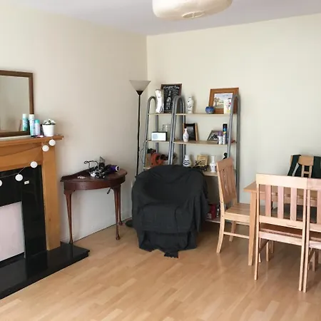 11 Stanley Court * Dublin